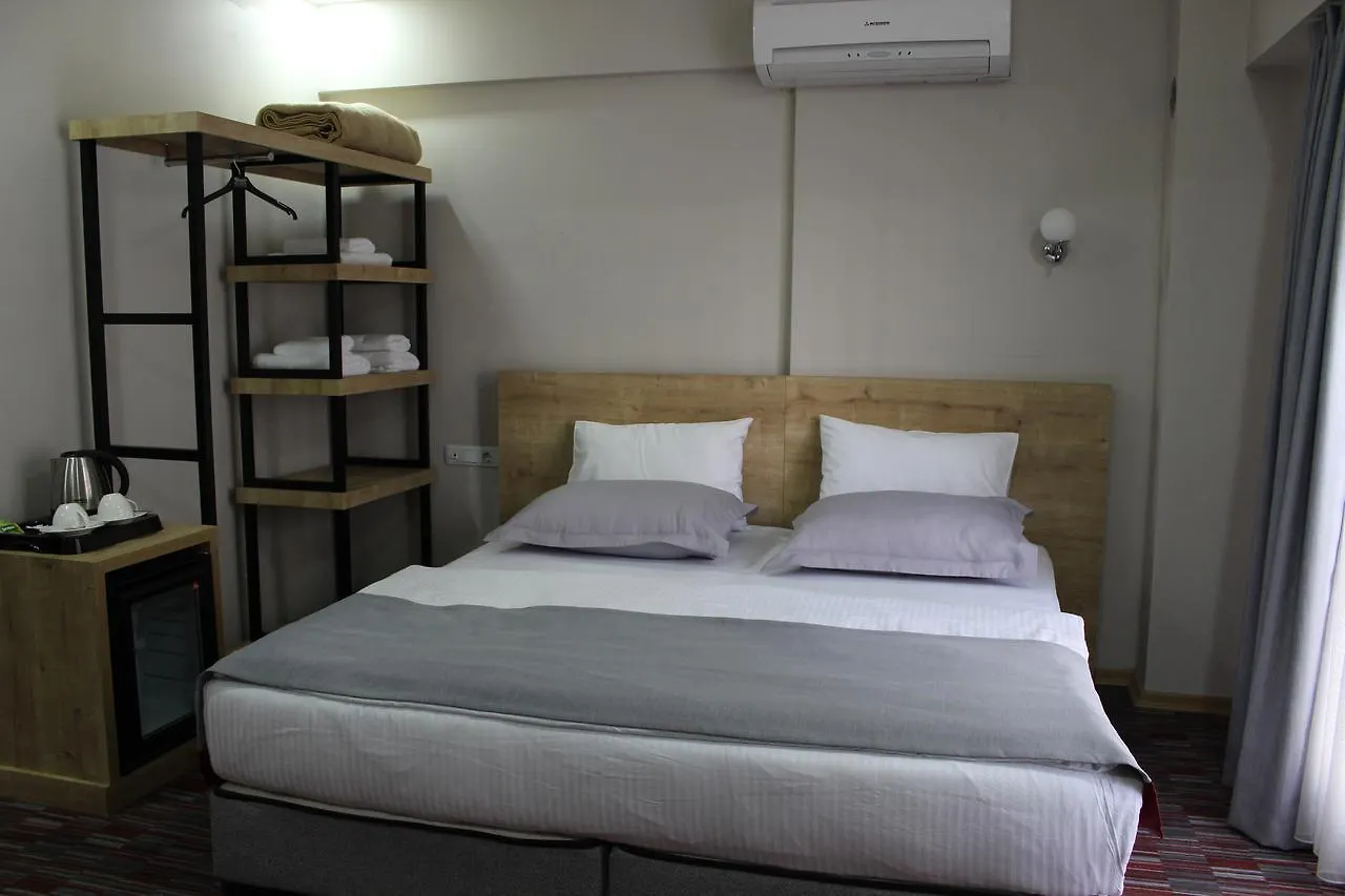 Mojo Suits Otel Izmir Turkiet