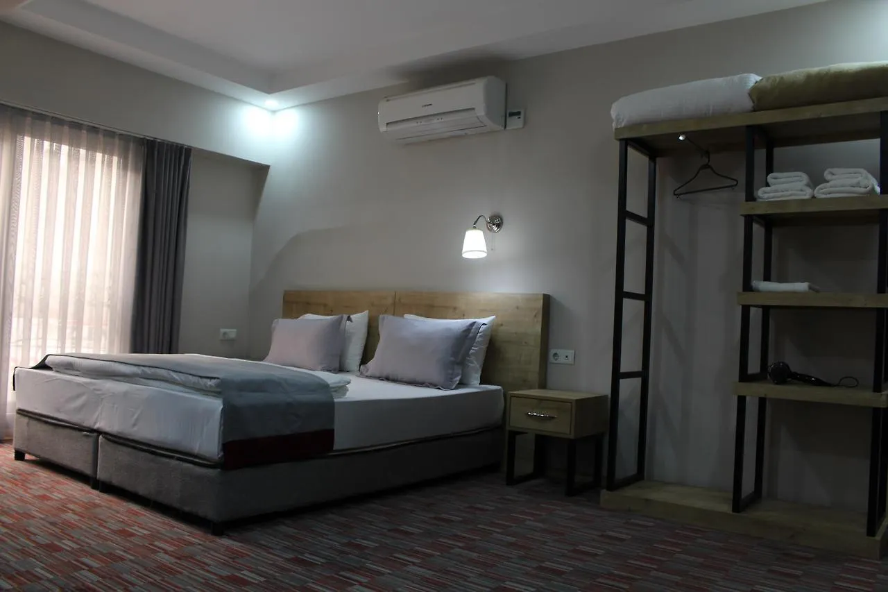 Mojo Suits Otel İzmir 0*,  Turecko